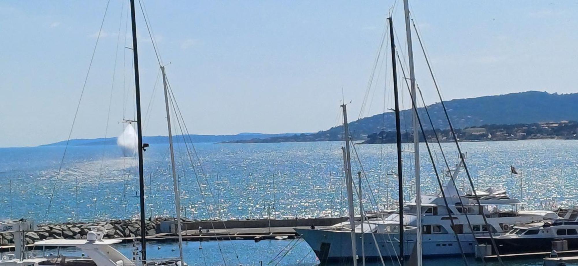 Sublime Vue Mer,Parking,Wifi Fréjus Exterior photo